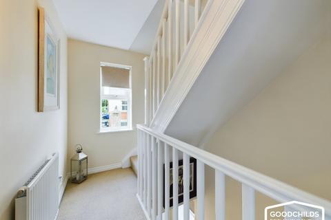 8 Hinges Road, Bloxwich, Walsall, WS3 2LL