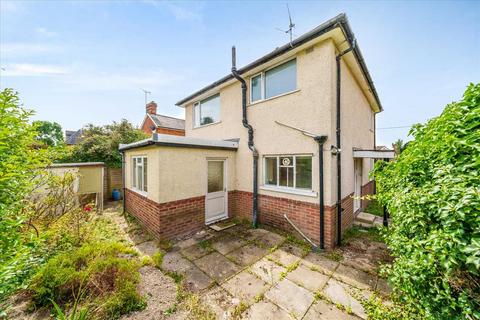 3 bedroom detached house for sale, Winchester Road, Andover