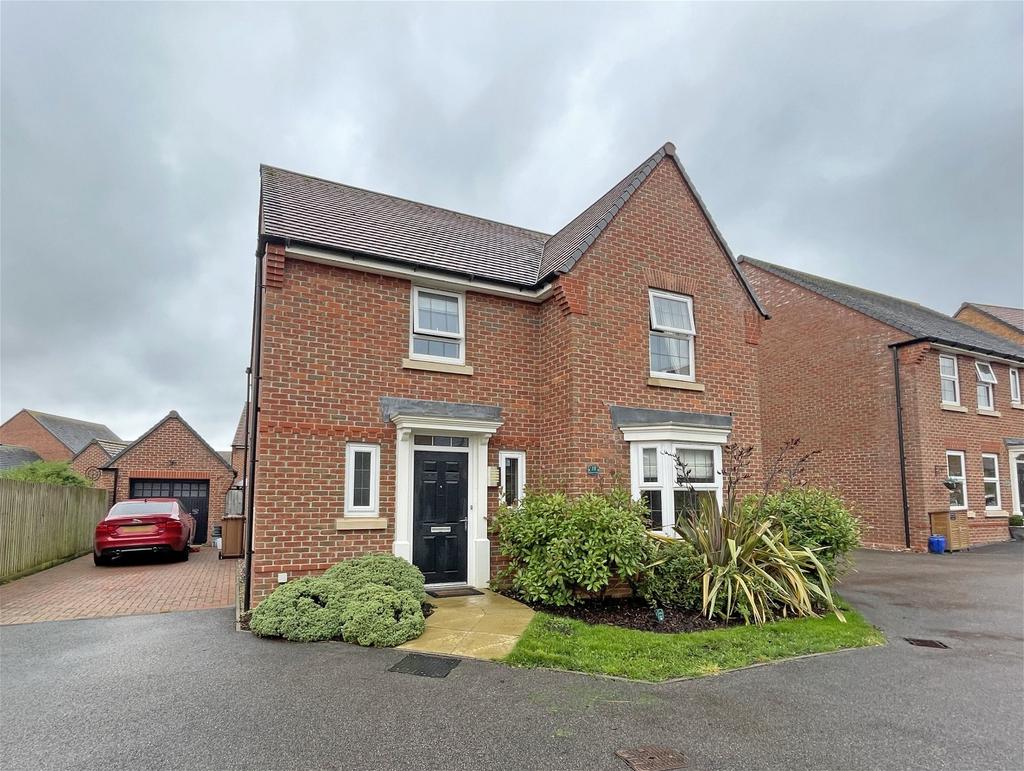 Arnold Drive, Priors Hall, Corby, Northamptonshire, NN17 5FY 4 bed