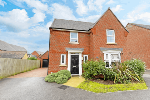 18 Arnold Drive, Corby, NN17 5FY