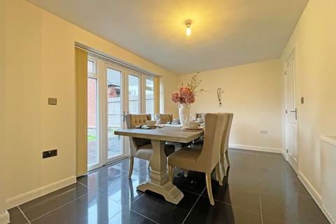 18 Arnold Drive, Corby, NN17 5FY