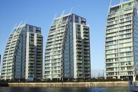 1 bedroom flat to rent, N V Building, 96 The Quays, Salford, Lancashire, M50