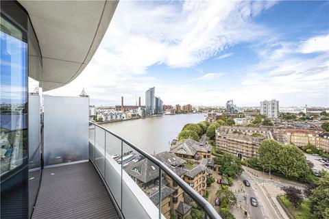 2 bedroom apartment to rent - Lombard Road, London, SW11