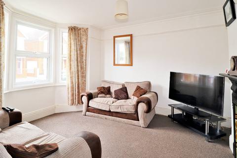 11 Cedar Road, Weybridge, KT13 8NY