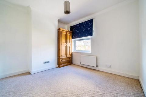 2 bedroom terraced house to rent, Western Road,  Reading,  RG1