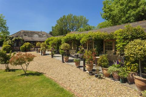 14 bedroom detached house for sale, Tonge Barn, Church Road, Tonge