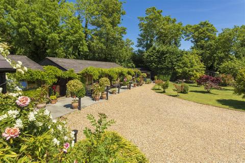 14 bedroom detached house for sale, Tonge Barn, Church Road, Tonge