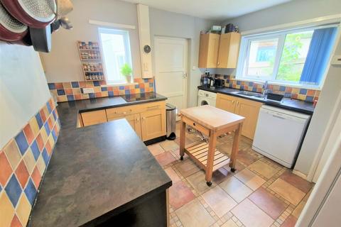 20 Higher Spring Gardens, Ottery St Mary, EX11 1HW