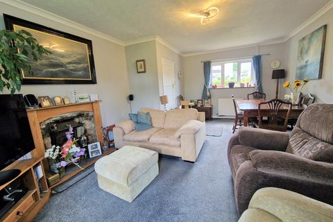 20 Higher Spring Gardens, Ottery St Mary, EX11 1HW