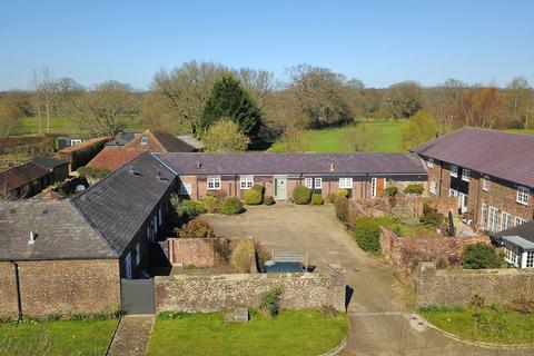 undefined, Wiggonholt - Close to Nature Reserve