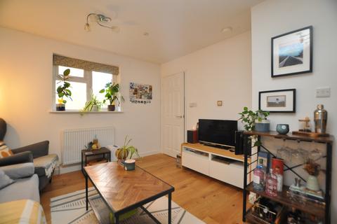 1 bedroom bungalow to rent, Bounderby Grove, Chelmsford