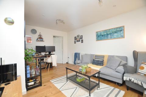 1 bedroom bungalow to rent, Bounderby Grove, Chelmsford