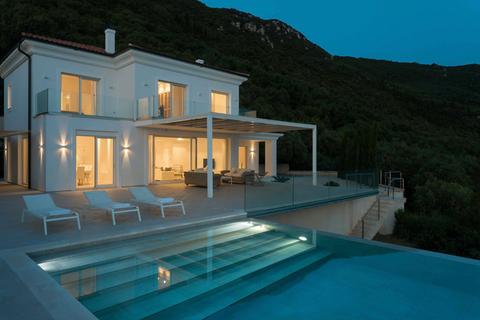 3 bedroom villa, Sea View Villa for sale in Corfu