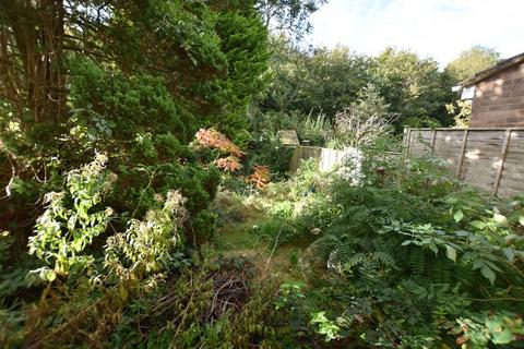 42 Banbrook Close, Solihull, B92 9NE