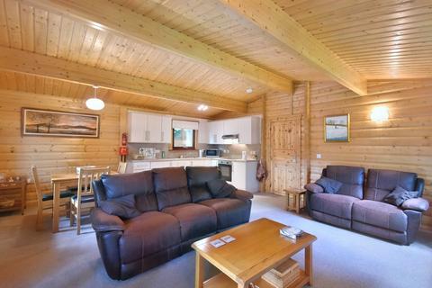 2 bedroom chalet for sale, 35 Kenwick Park, Louth LN11 8NR