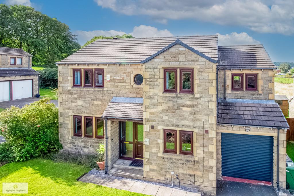 Scape View, Golcar, Huddersfield 4 bed detached house £425,000
