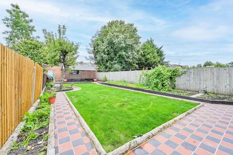 9 bedroom semi-detached house for sale - Culverley Road, Catford, London, SE6