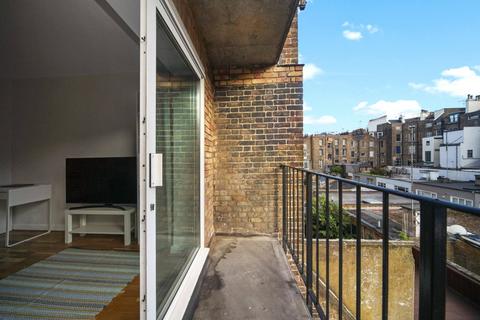 1 bedroom flat to rent, Gloucester Terrace, London