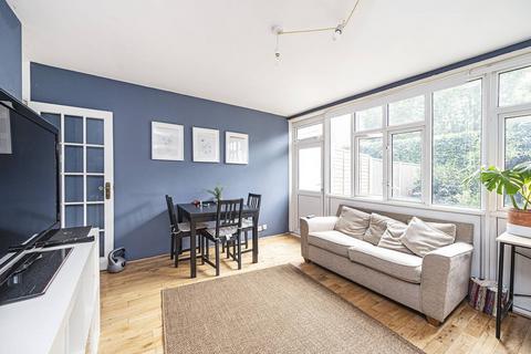 4 Corby Way, London, E3 4BS
