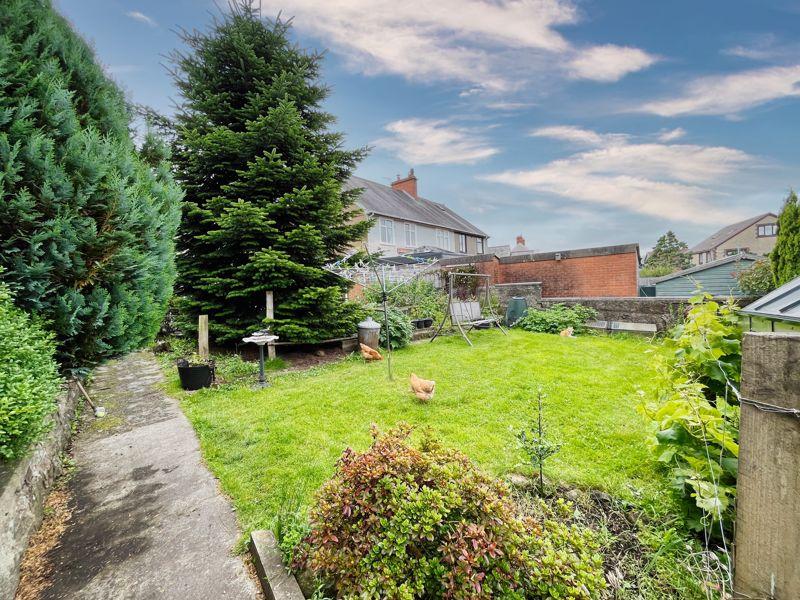 Gwilym Road, Cwmllynfell, Swansea, SA9 2GH 4 bed cottage for sale £285,000