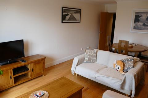 2 bedroom flat to rent, Merchants Quay, East Street, Leeds, West Yorkshire, UK, LS9