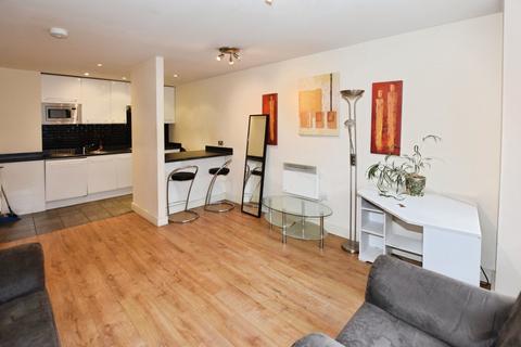 2 bedroom flat to rent, The Quadrangle, 1 Lower Ormond Street, Southern Gateway, Manchester, M1