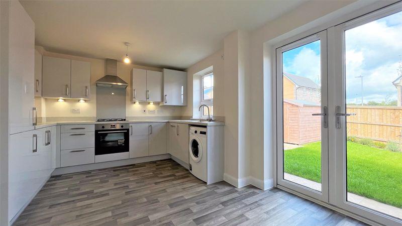 Kitchen Dining Area