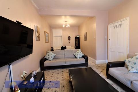 undefined, Large 3 bedroom House For Sale