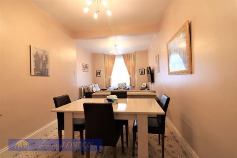 undefined, Large 3 bedroom House For Sale