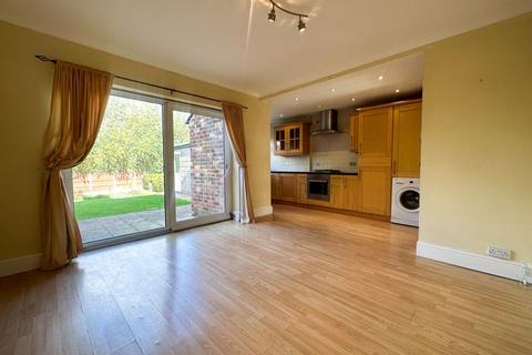 Holmlea Post Lane, Endon, Stoke-on-trent, ST9 9DT