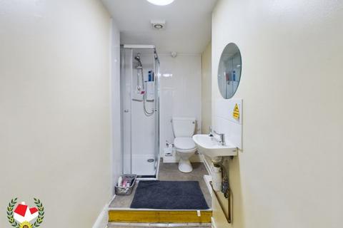 2 Worcester Parade, Gloucester, GL1 3AR