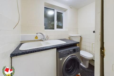 2 Worcester Parade, Gloucester, GL1 3AR