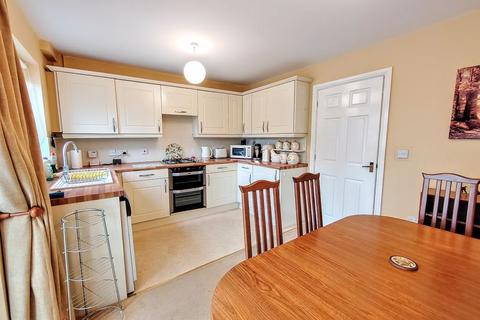 14 Heathfield Close, Carlisle, CA1 2LD