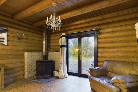 3 bedroom log cabin for sale, Log Cabin at Collingwood, Camborne