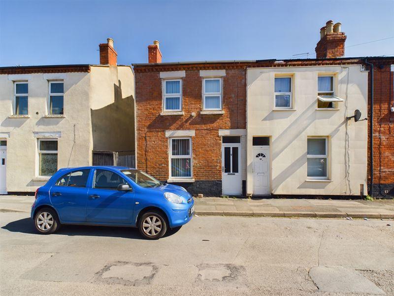 Road, Gloucester 3 bed end of terrace house for sale £215,000