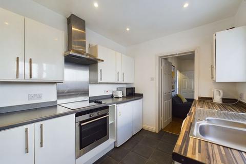 9 Bishopstone Road, Gloucester, GL1 4BZ