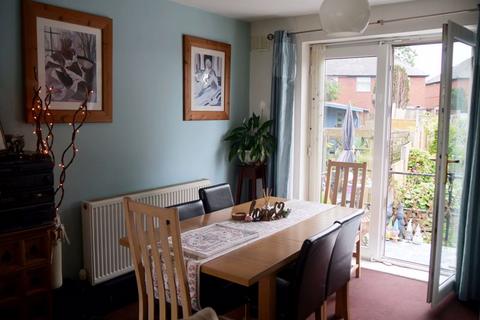 14 Buxted Road, Oldham, OL1 4LP