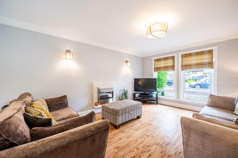 Living Room / Dining