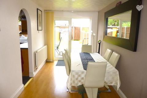 11 Vineries Close, Sipson, West Drayton, UB7 0JH