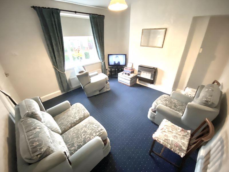 Shrewsbury Crescent, Sunderland SR3 2 bed semidetached house £80,000