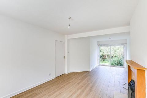 4 bedroom semi-detached house to rent, South Croydon CR2