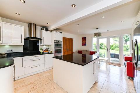 4 bedroom detached house for sale, Saxon Road, Steyning, West Sussex, BN44 3FP