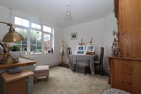 82 Garden Road, Dunstable, LU6 3JD