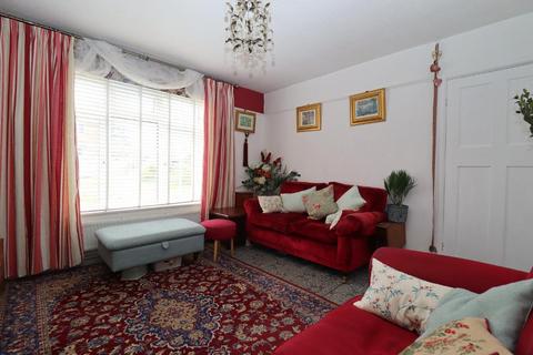 82 Garden Road, Dunstable, LU6 3JD