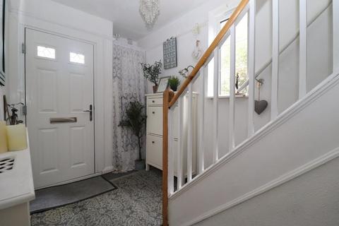 82 Garden Road, Dunstable, LU6 3JD