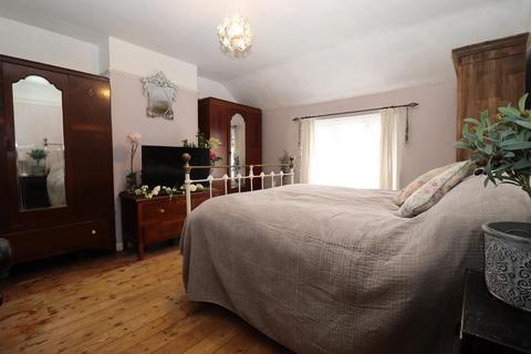 82 Garden Road, Dunstable, LU6 3JD