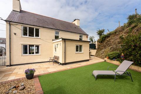 3 bedroom detached house for sale, Carreglefn, Amlwch, Isle of Anglesey, LL68