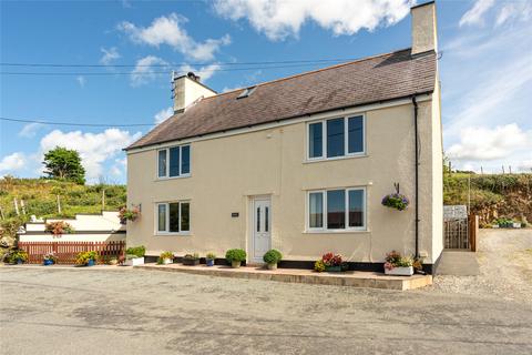 3 bedroom detached house for sale, Carreglefn, Amlwch, Isle of Anglesey, LL68