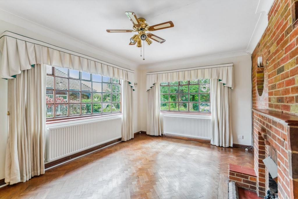 Tilehouse Lane, Denham, Buckinghamshire 2 bed bungalow for sale £675,000