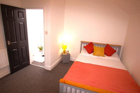 1 bedroom in a house share to rent, 47 Cromwell Street, Lincoln, Lincolnshire, LN2 5LP